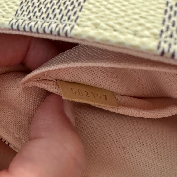 Like New LOUIS VUITTON Damier Azur Croisette Top Handle/Crossbody - Picture 13 of 13